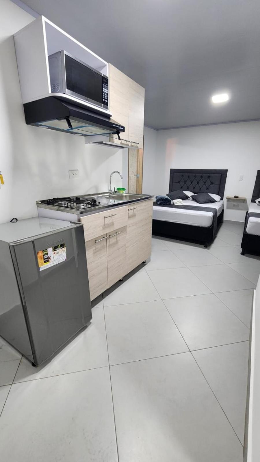 Hotel Medellin Calasanz Экстерьер фото